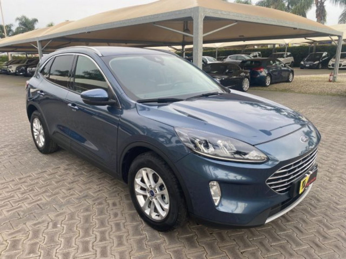 Ford Kuga 1.5 EcoBlue 120 CV aut. 2WD Titanium (2)