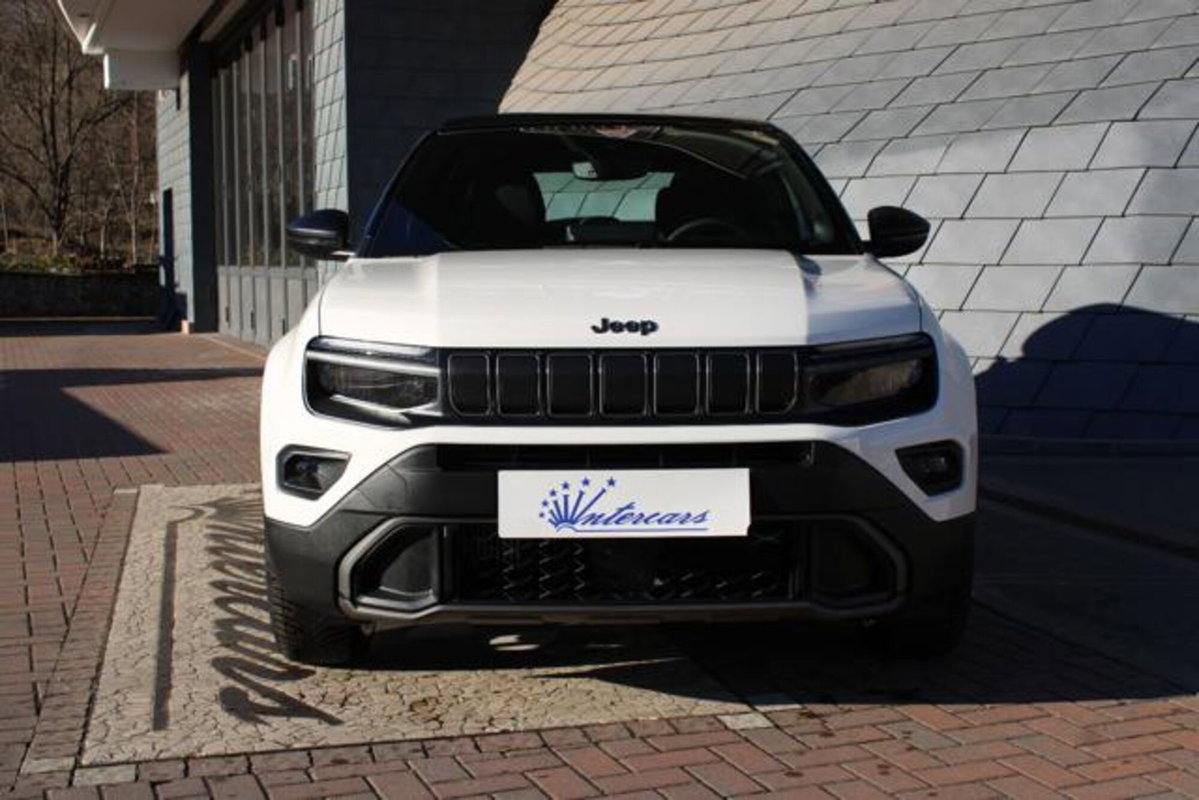 Jeep Avenger 1.2 turbo e-hybrid mhev Upland 4xe 145cv edct6 (3)