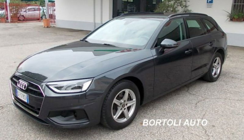 Audi A4 Avant 35 2.0 tdi mhev Business Advanced 163cv s-tronic