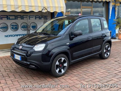 Fiat Panda 1.0 FireFly S&S Hybrid City Cross usata
