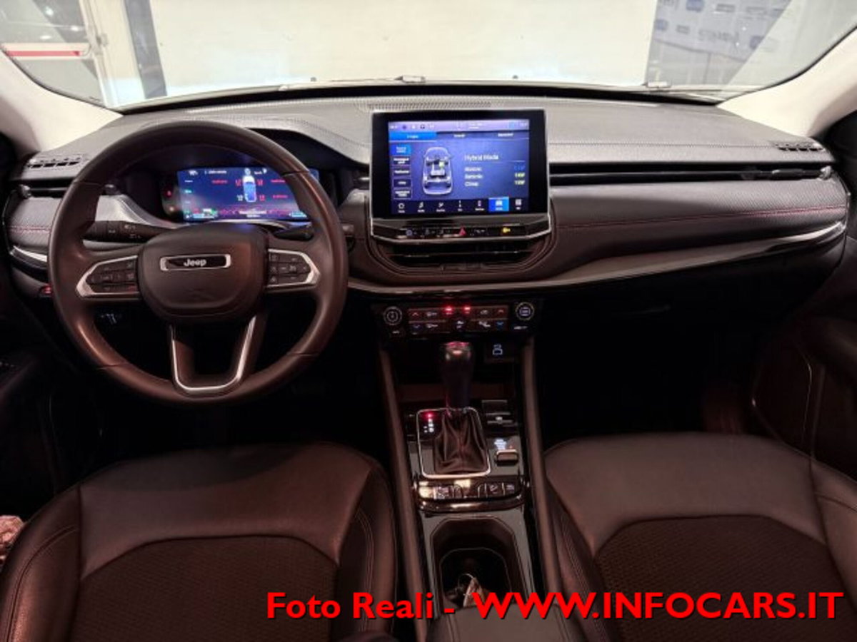 Jeep Compass 1.3 T4 240CV PHEV AT6 4xe Trailhawk (10)