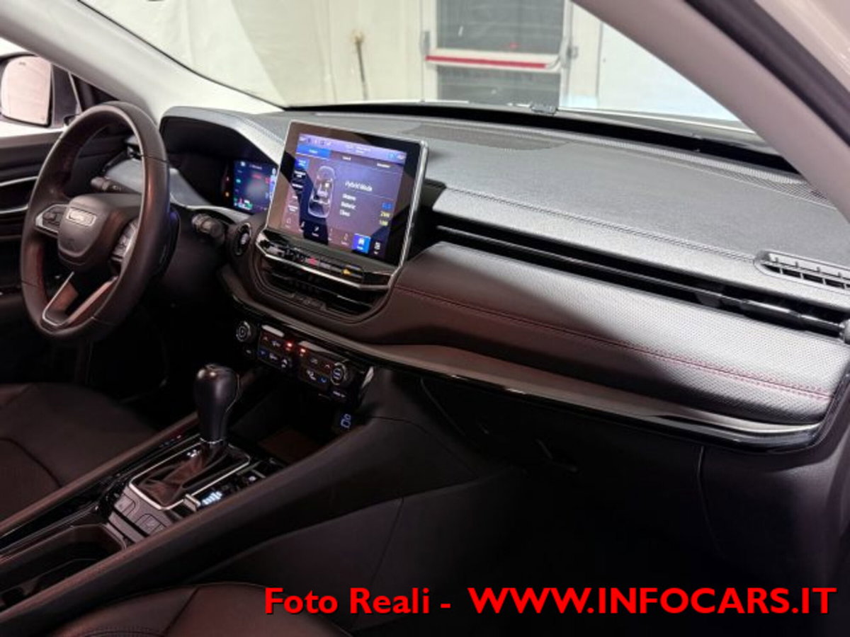 Jeep Compass 1.3 T4 240CV PHEV AT6 4xe Trailhawk (12)