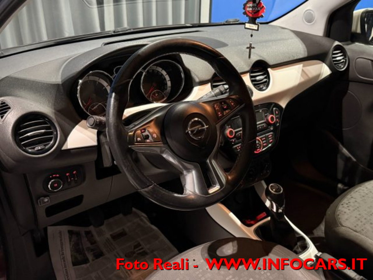 Opel Adam 1.2 70 CV Jam (8)