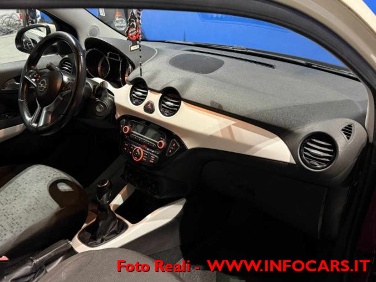 Opel Adam 1.2 70 CV Jam (9)