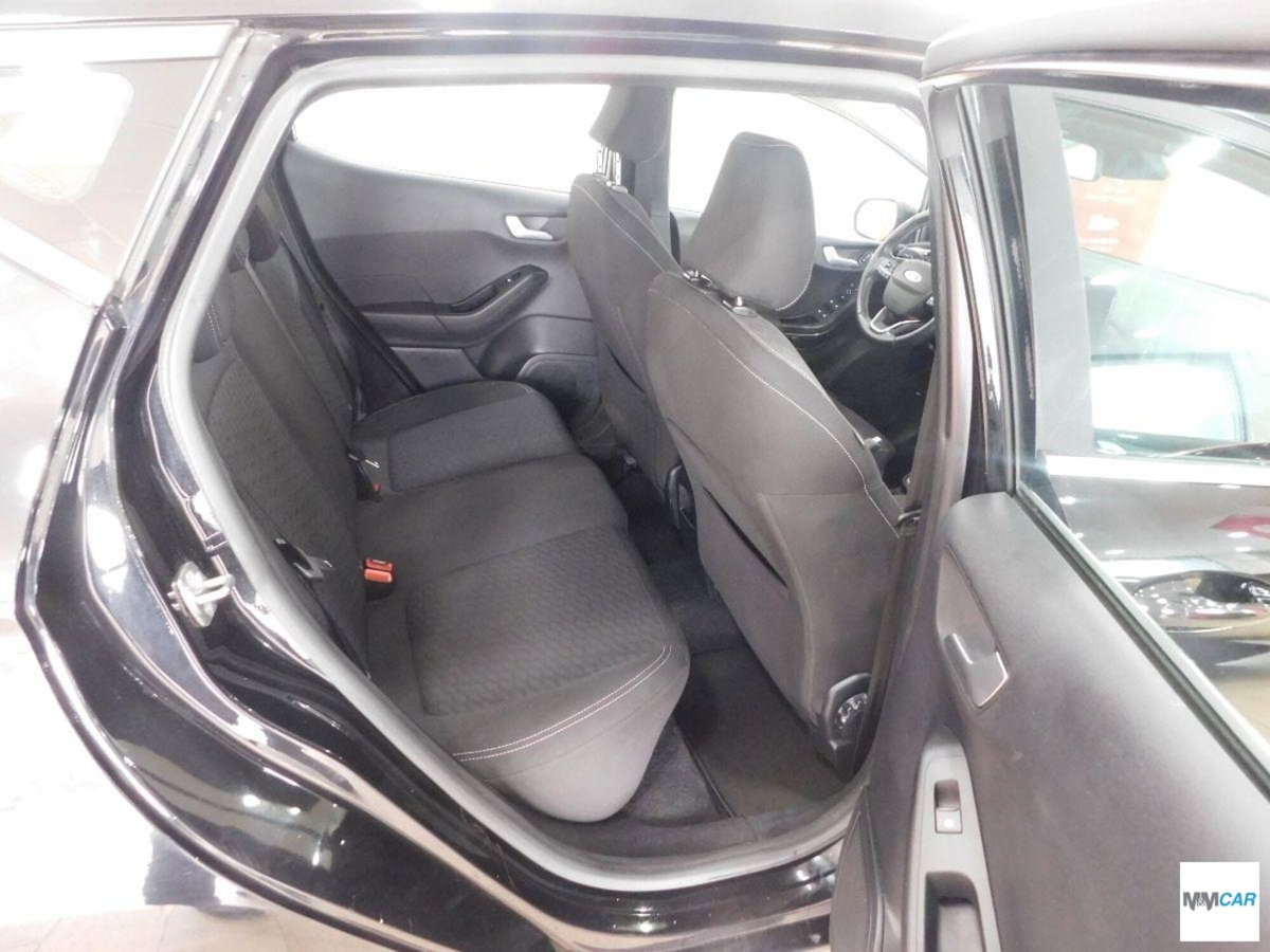 Ford Fiesta 1.1 75 CV 5 porte Titanium (5)