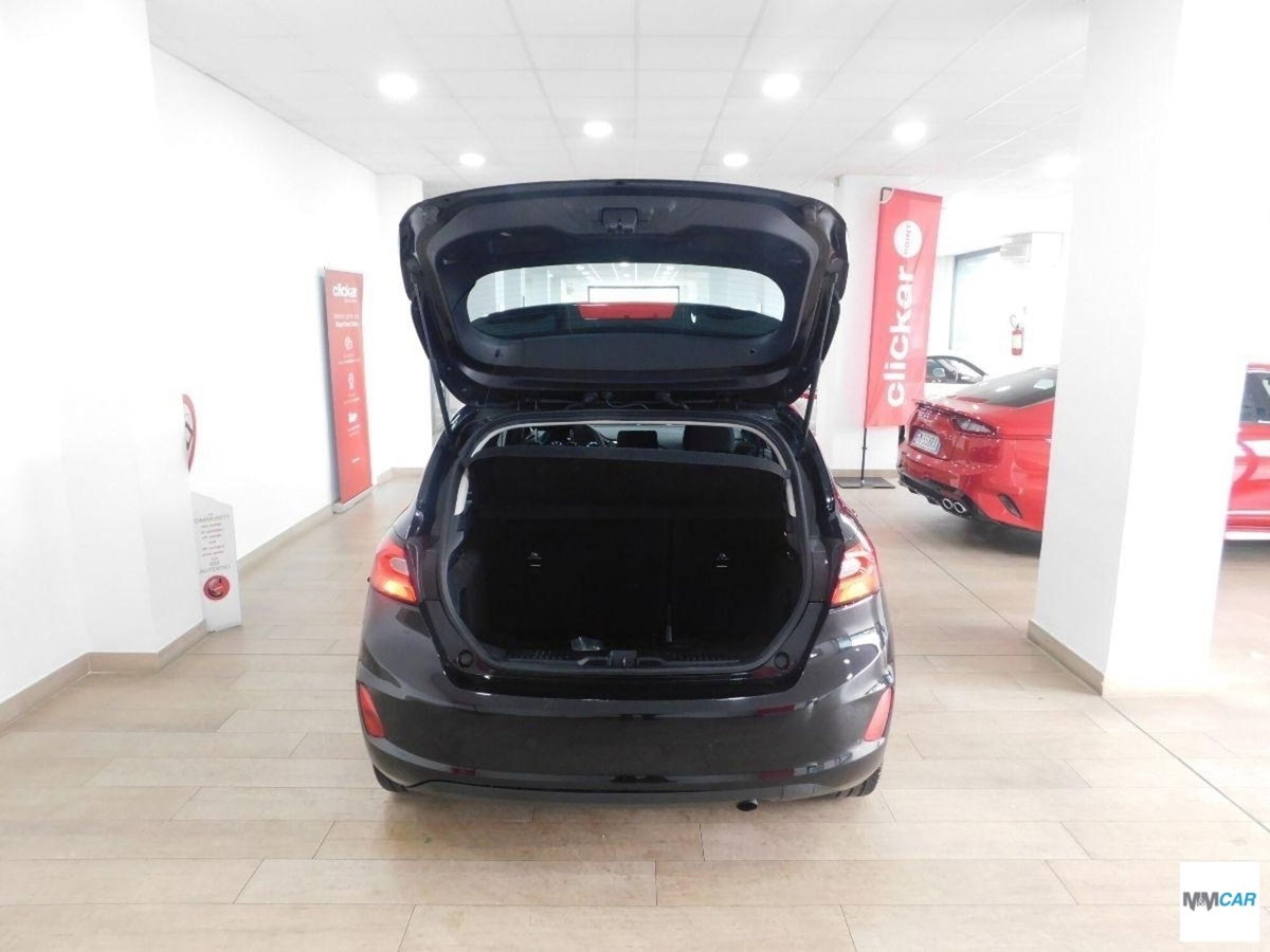 Ford Fiesta 1.1 75 CV 5 porte Titanium (9)