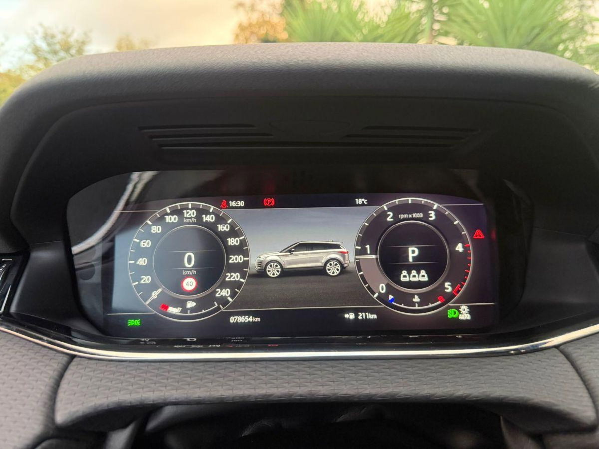 Land Rover Range Rover Evoque 2.0D I4 180 CV AWD Auto R-Dynamic (14)