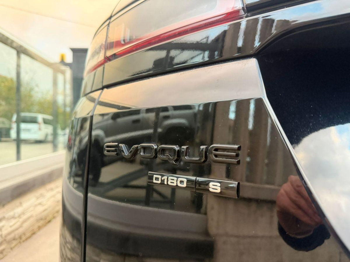 Land Rover Range Rover Evoque 2.0D I4 180 CV AWD Auto R-Dynamic (6)