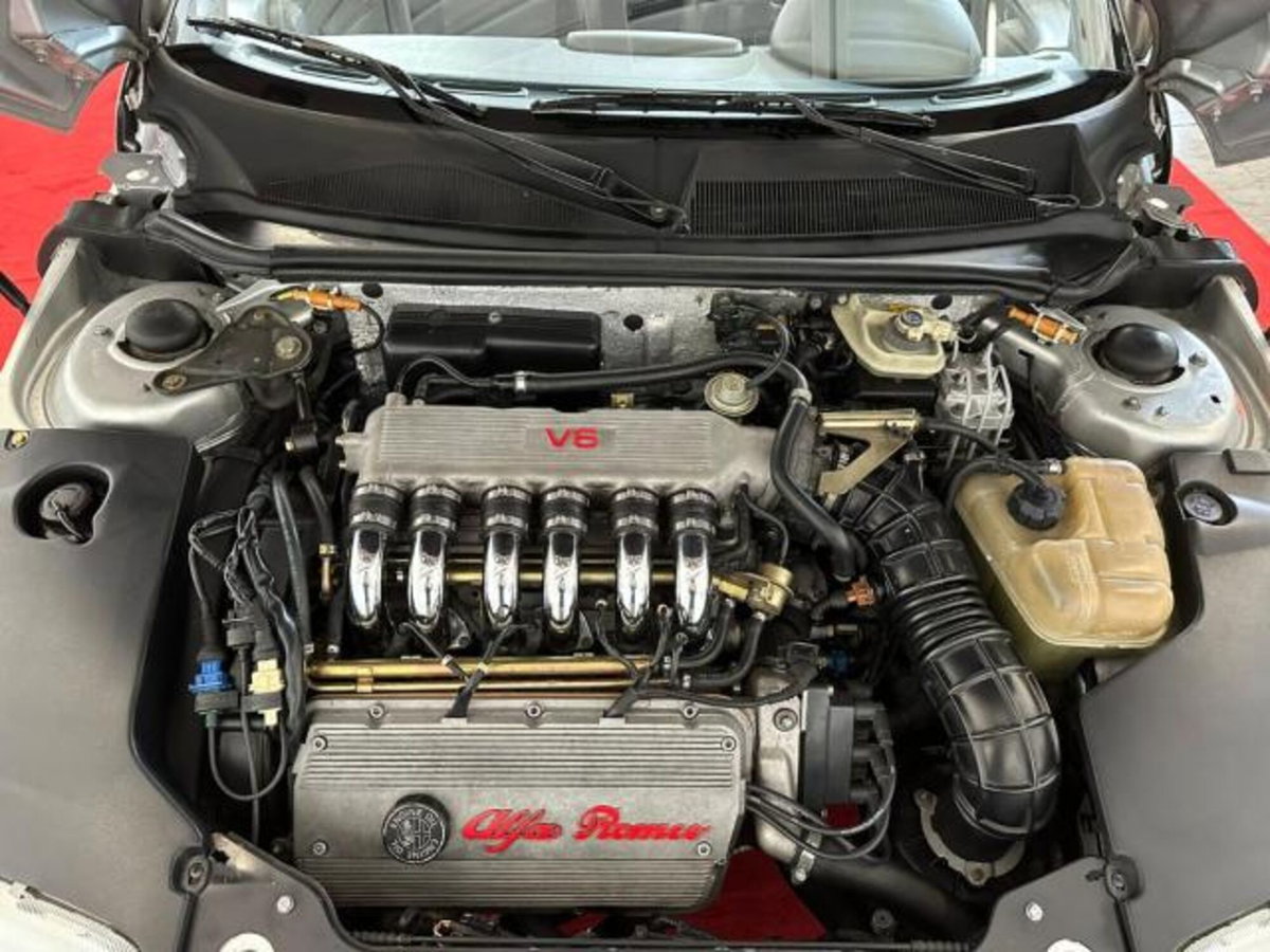 Alfa Romeo Spider 3.0i V6 cat (15)