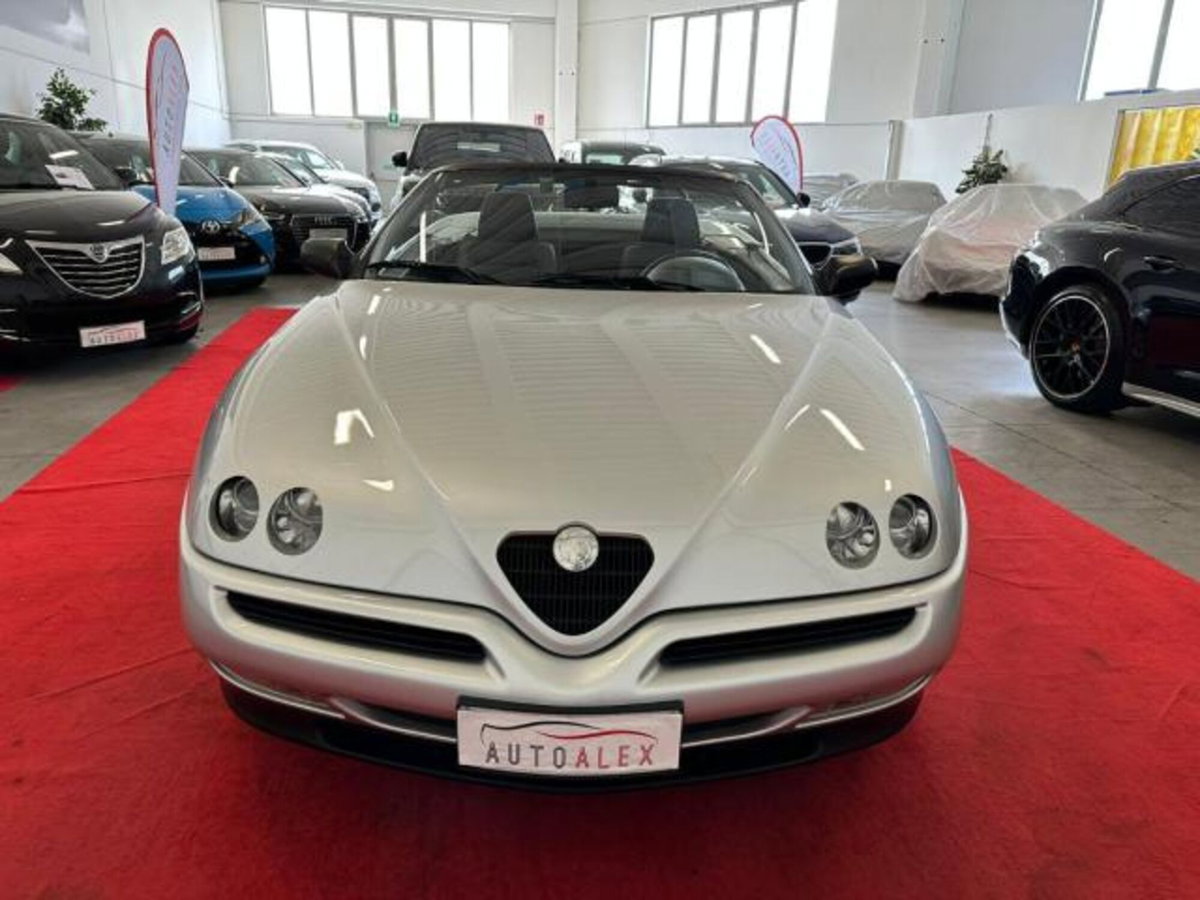 Alfa Romeo Spider 3.0i V6 cat (2)