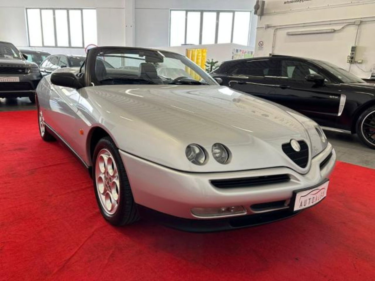 Alfa Romeo Spider 3.0i V6 cat (3)