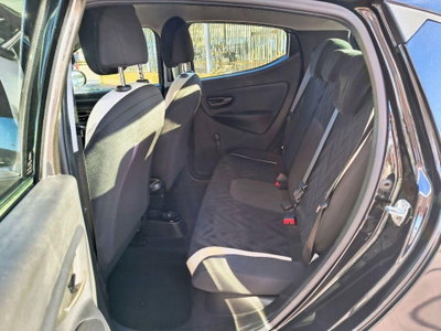Lancia Ypsilon 1.2 69 CV 5 porte GPL Ecochic Gold (12)