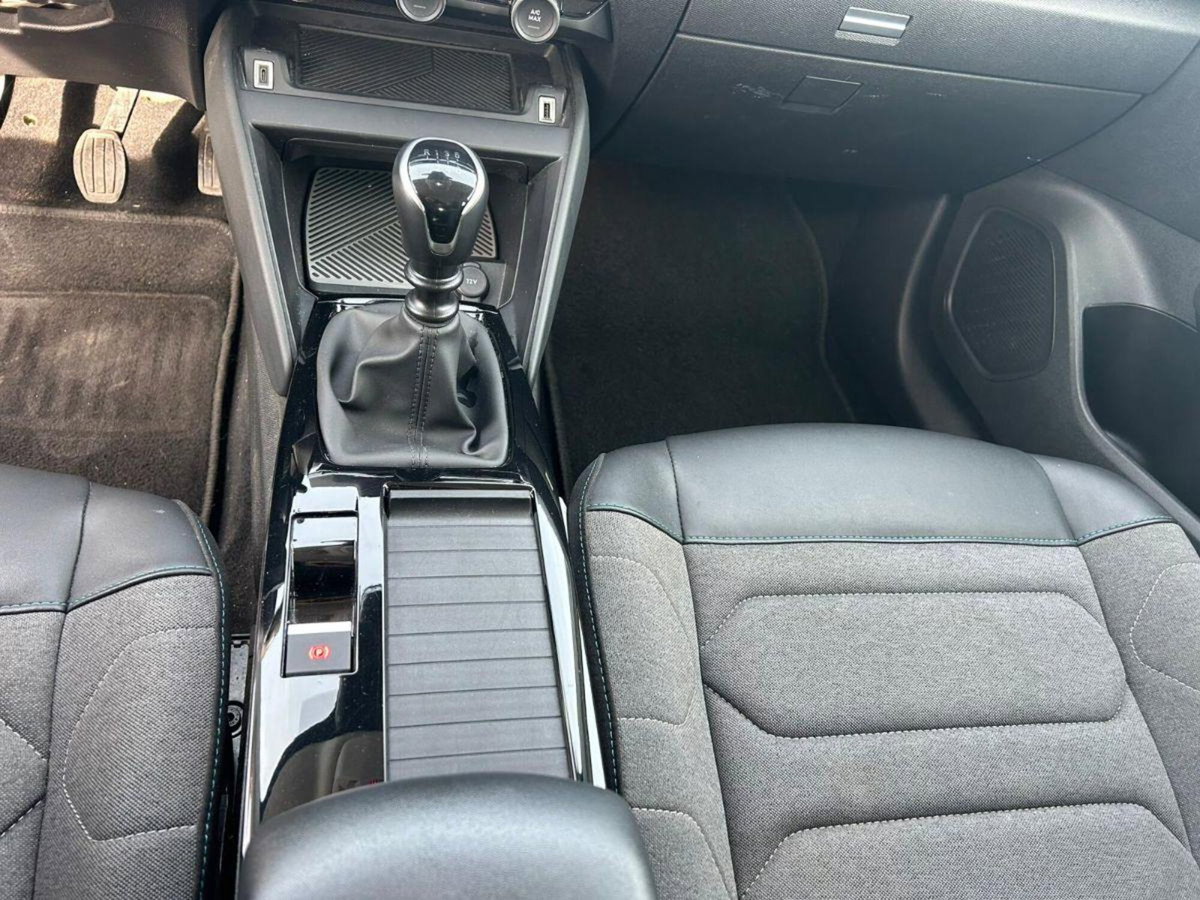 Citroen C4 BlueHDi 110 S&S Feel (16)