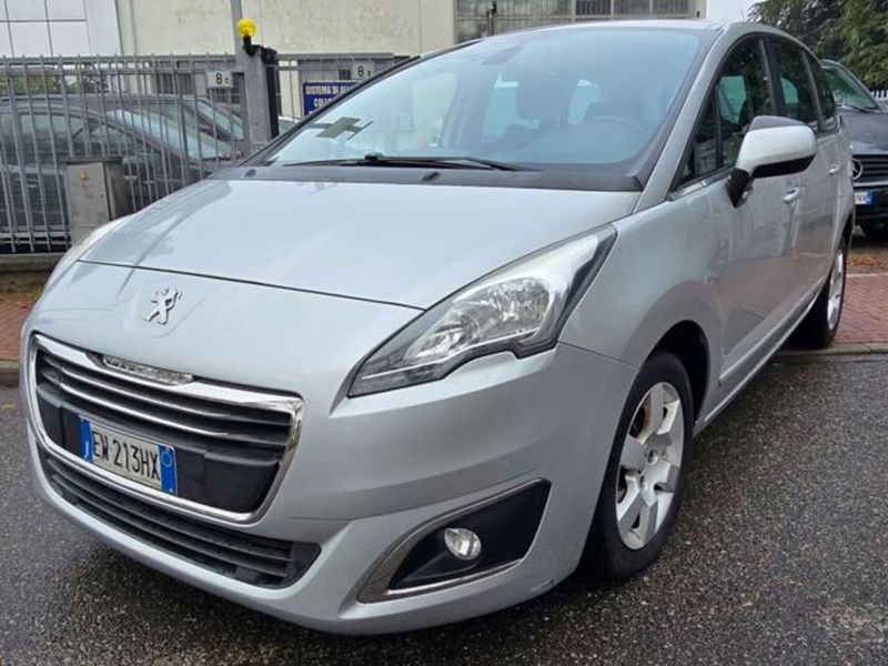 Peugeot 5008 1.6 HDi 115CV Business