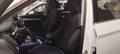 Audi Q5 2.0 TDI 190 CV quattro S tronic Business Sport (16)