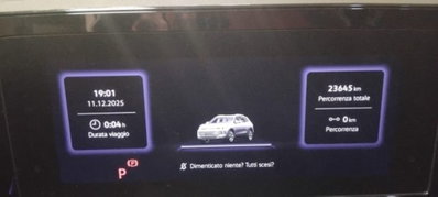 Volkswagen Tiguan Allspace 2.0 tdi R-Line 150cv dsg (18)