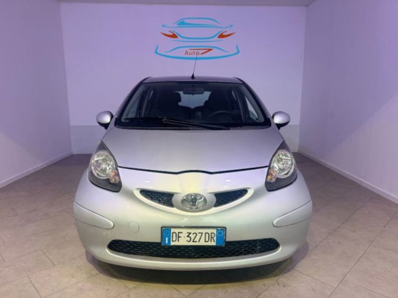 Toyota Aygo 1.0 12V VVT-i 5 porte Sol