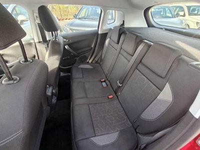 Peugeot 2008 BlueHDi 100 S&S Active (9)
