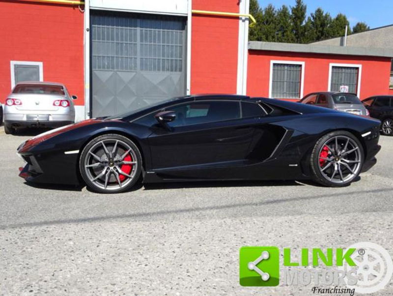 Lamborghini Aventador Cabrio 6.5 V12 LP700-4 Roadster