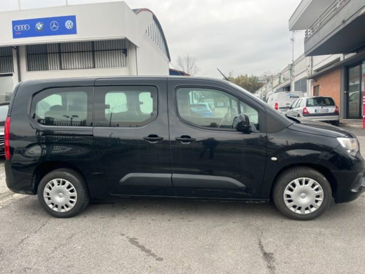 Opel Combo Life 1.5D 100 CV S&S Elegance XL 7 Posti (8)
