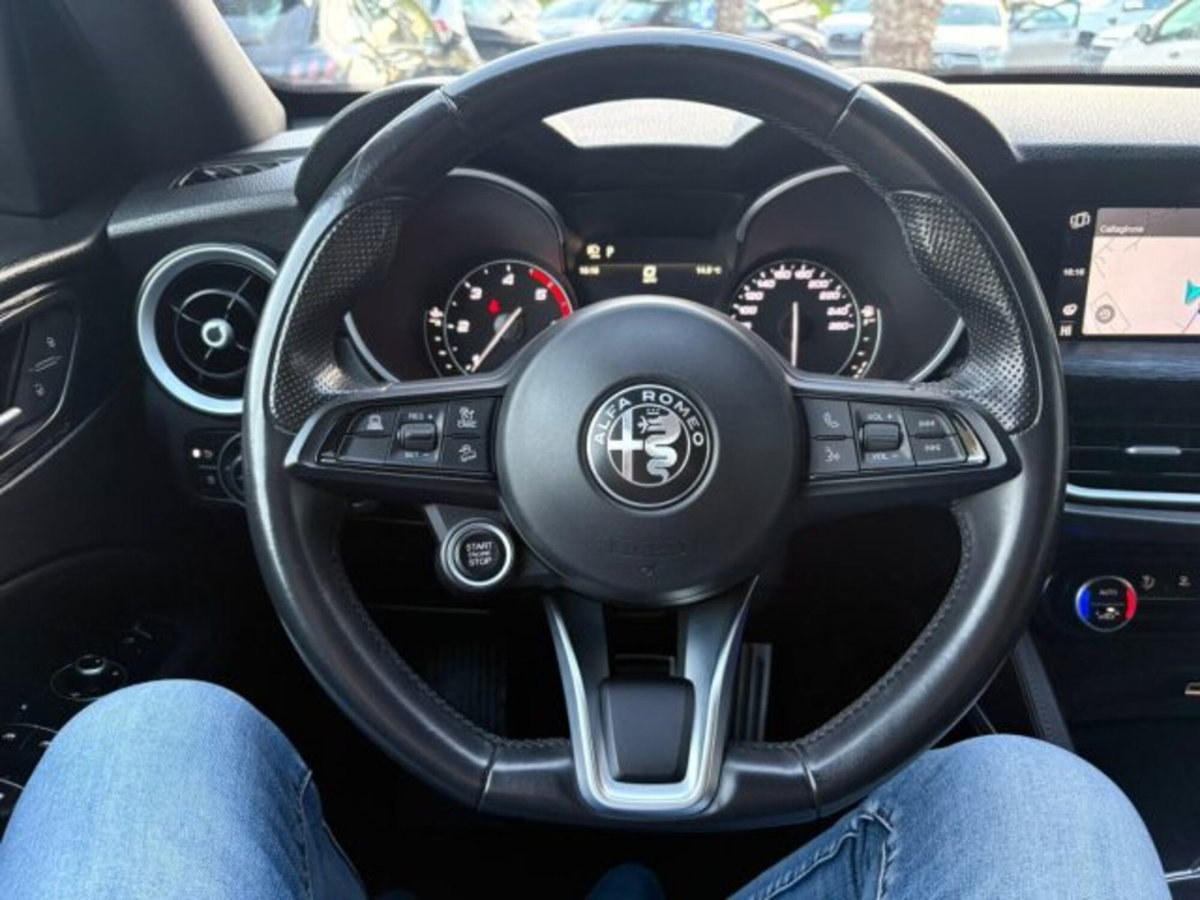 Alfa Romeo Stelvio Stelvio 2.2 Turbodiesel 160 CV AT8 RWD Sprint (11)