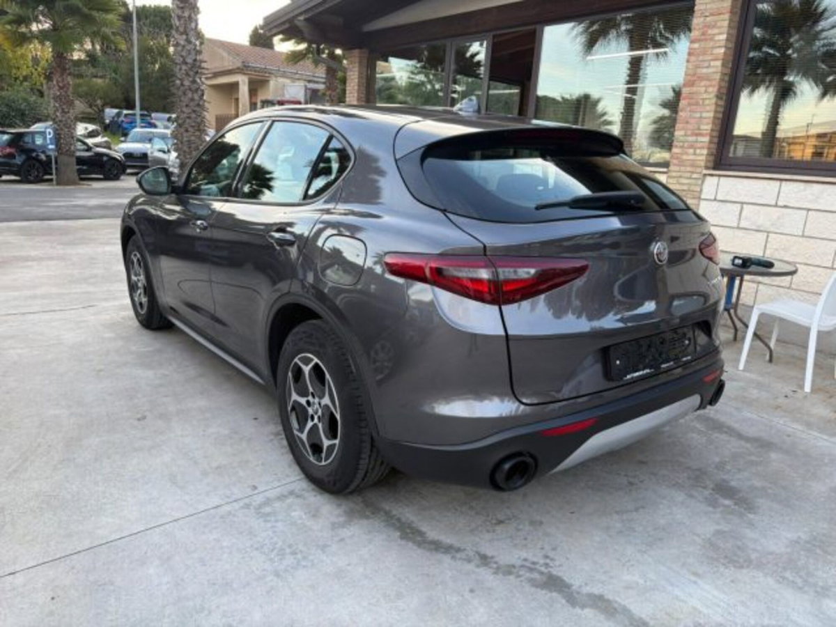 Alfa Romeo Stelvio Stelvio 2.2 Turbodiesel 160 CV AT8 RWD Sprint (5)