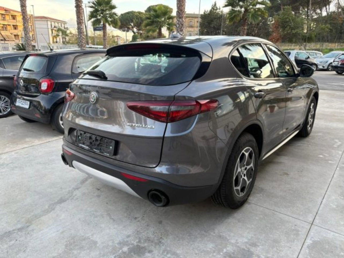 Alfa Romeo Stelvio Stelvio 2.2 Turbodiesel 160 CV AT8 RWD Sprint (6)