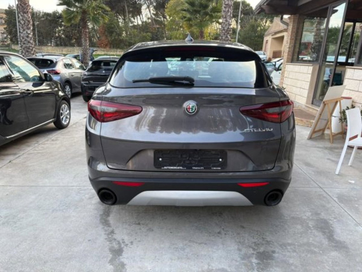 Alfa Romeo Stelvio Stelvio 2.2 Turbodiesel 160 CV AT8 RWD Sprint (7)