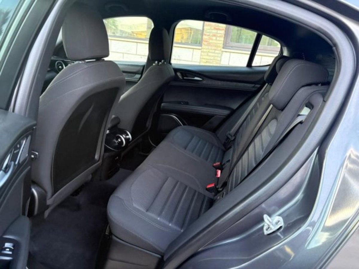 Alfa Romeo Stelvio Stelvio 2.2 Turbodiesel 160 CV AT8 RWD Sprint (9)