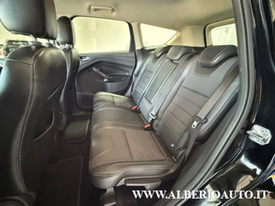 Ford Kuga 2.0 TDCI 150 CV S&S 4WD Titanium (10)