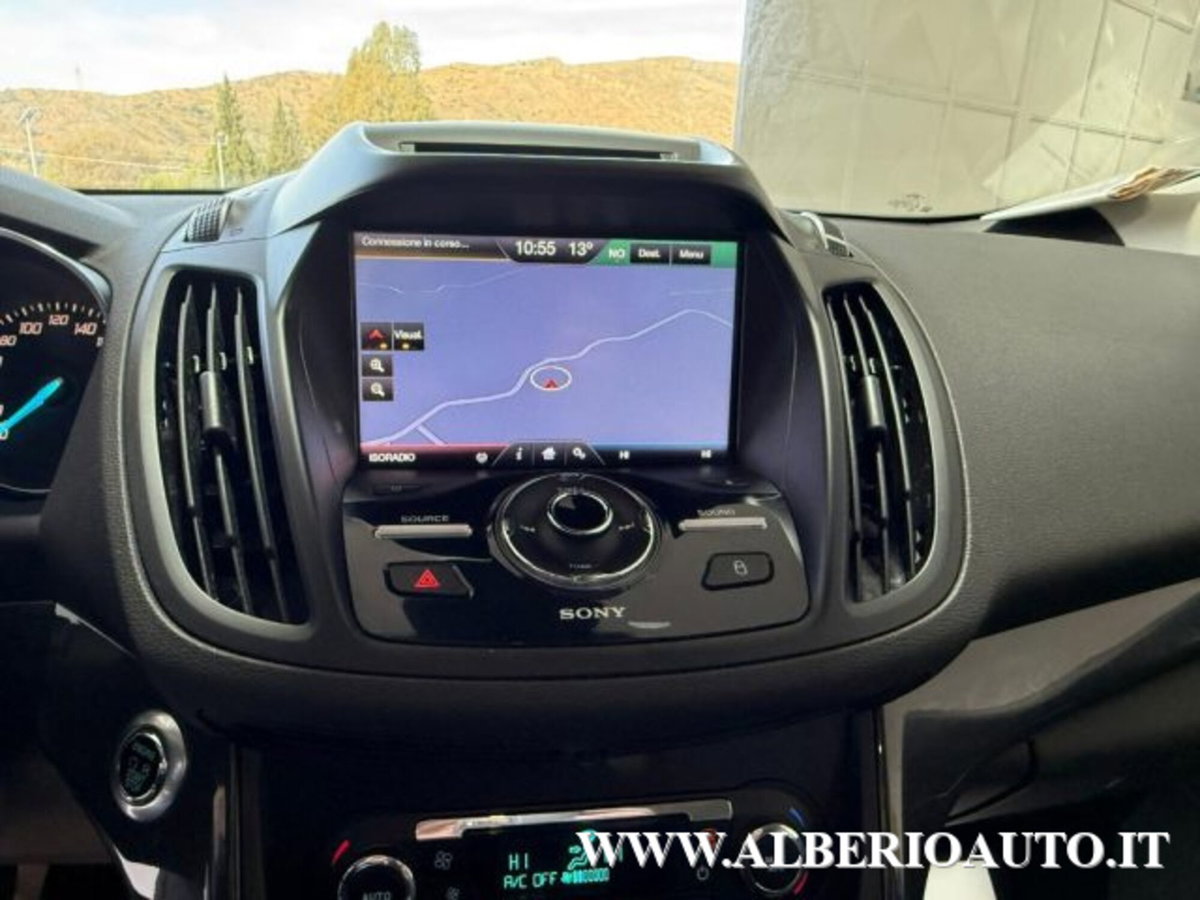 Ford Kuga 2.0 TDCI 150 CV S&S 4WD Titanium (16)