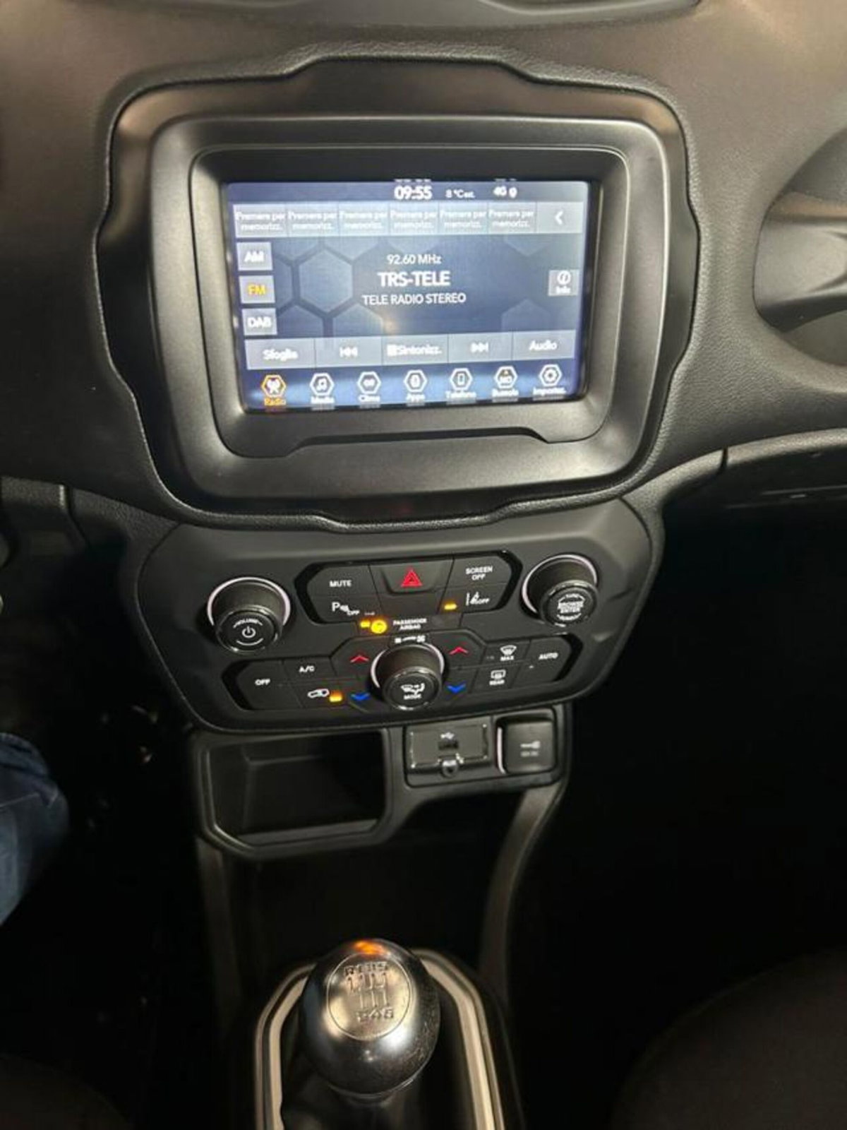 Jeep Renegade 1.6 Mjt 130 CV Limited (7)