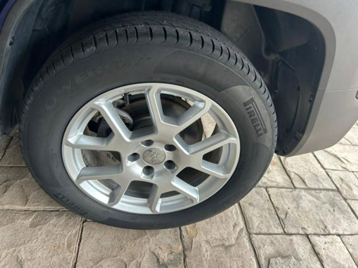 Jeep Renegade 1.6 Mjt 130 CV Limited (9)