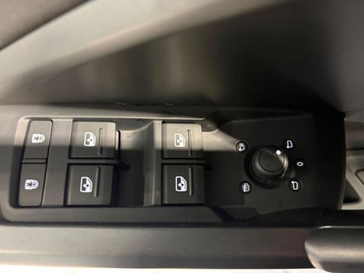 Audi Q3 Sportback 35 TDI quattro S tronic S line edition (15)