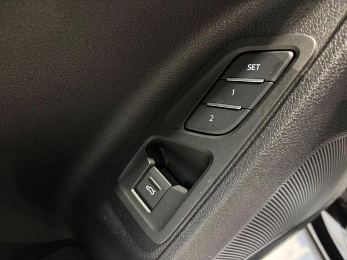 Audi Q3 Sportback 35 TDI quattro S tronic S line edition (16)