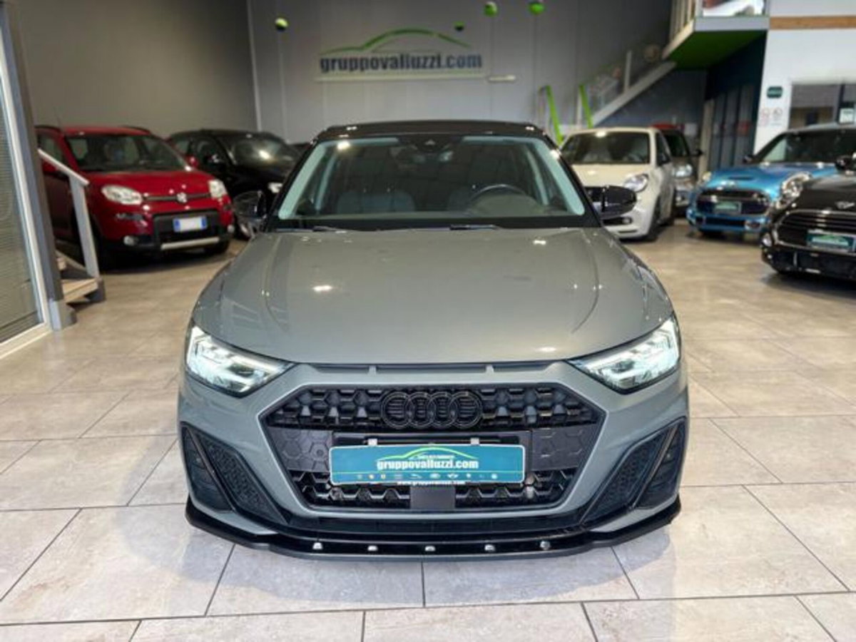 Audi A1 Sportback 30 1.0 tfsi S Line Edition 116cv s-tronic (2)