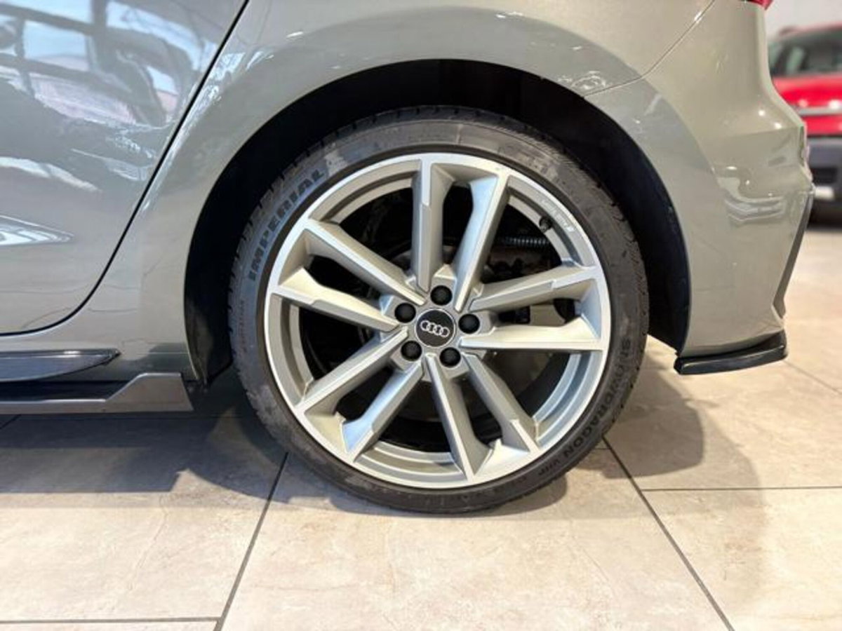Audi A1 Sportback 30 1.0 tfsi S Line Edition 116cv s-tronic (9)