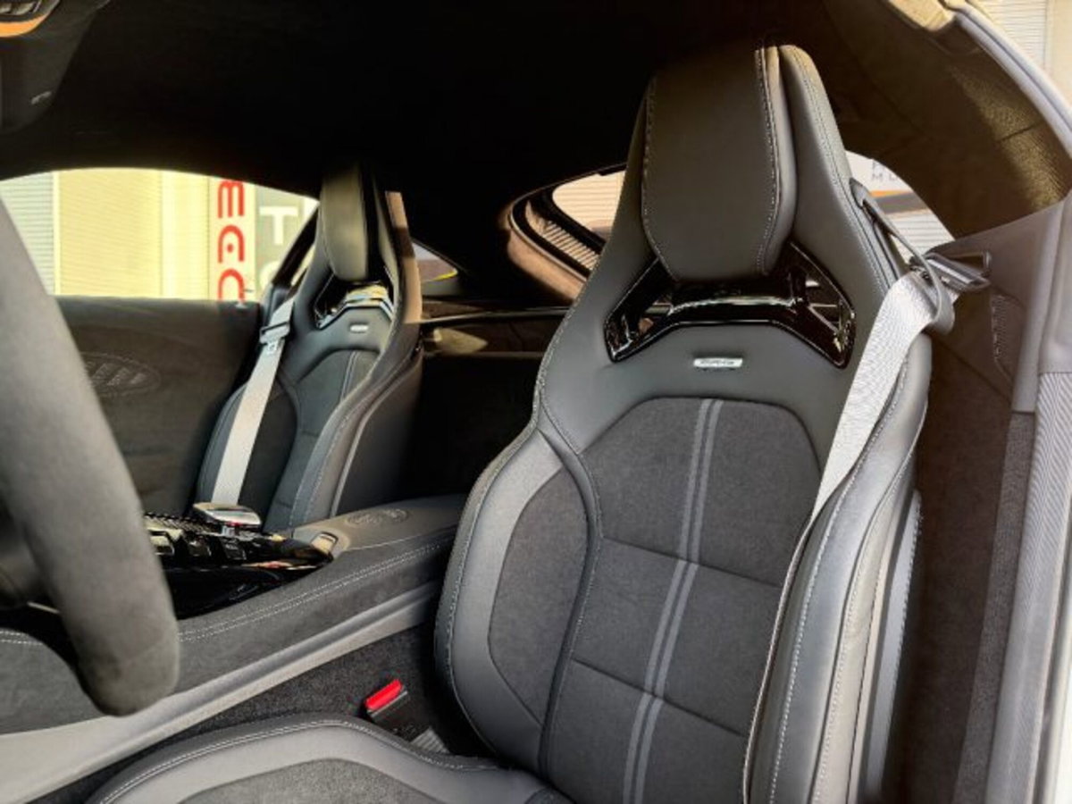 Mercedes-Benz Classe GT Coupé GT Black Series (13)