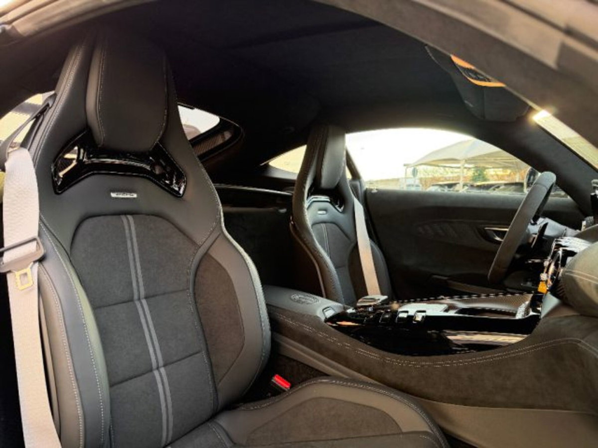 Mercedes-Benz Classe GT Coupé GT Black Series (15)