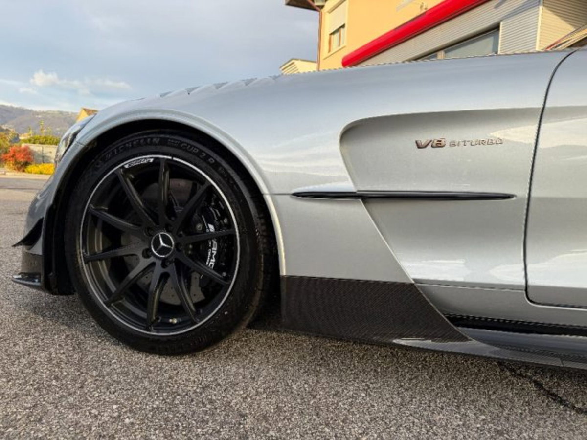 Mercedes-Benz Classe GT Coupé GT Black Series (4)
