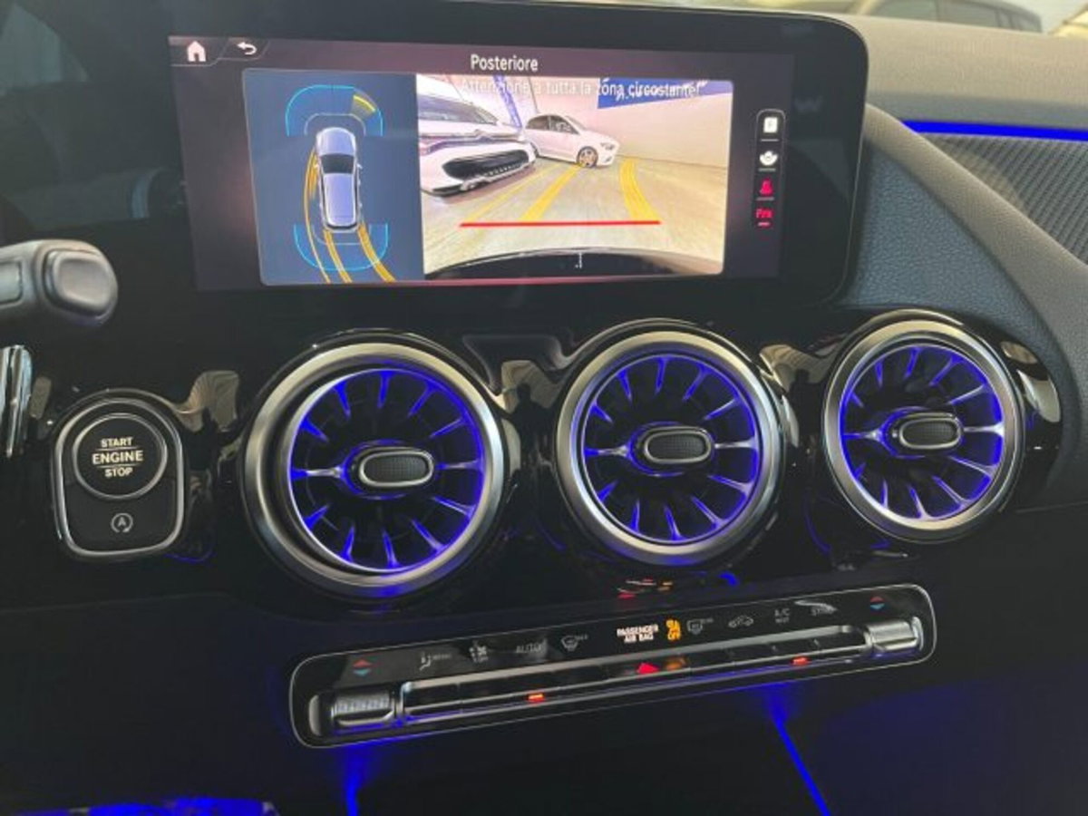 Mercedes-Benz Classe B 200 d AMG Line Premium Plus auto (15)