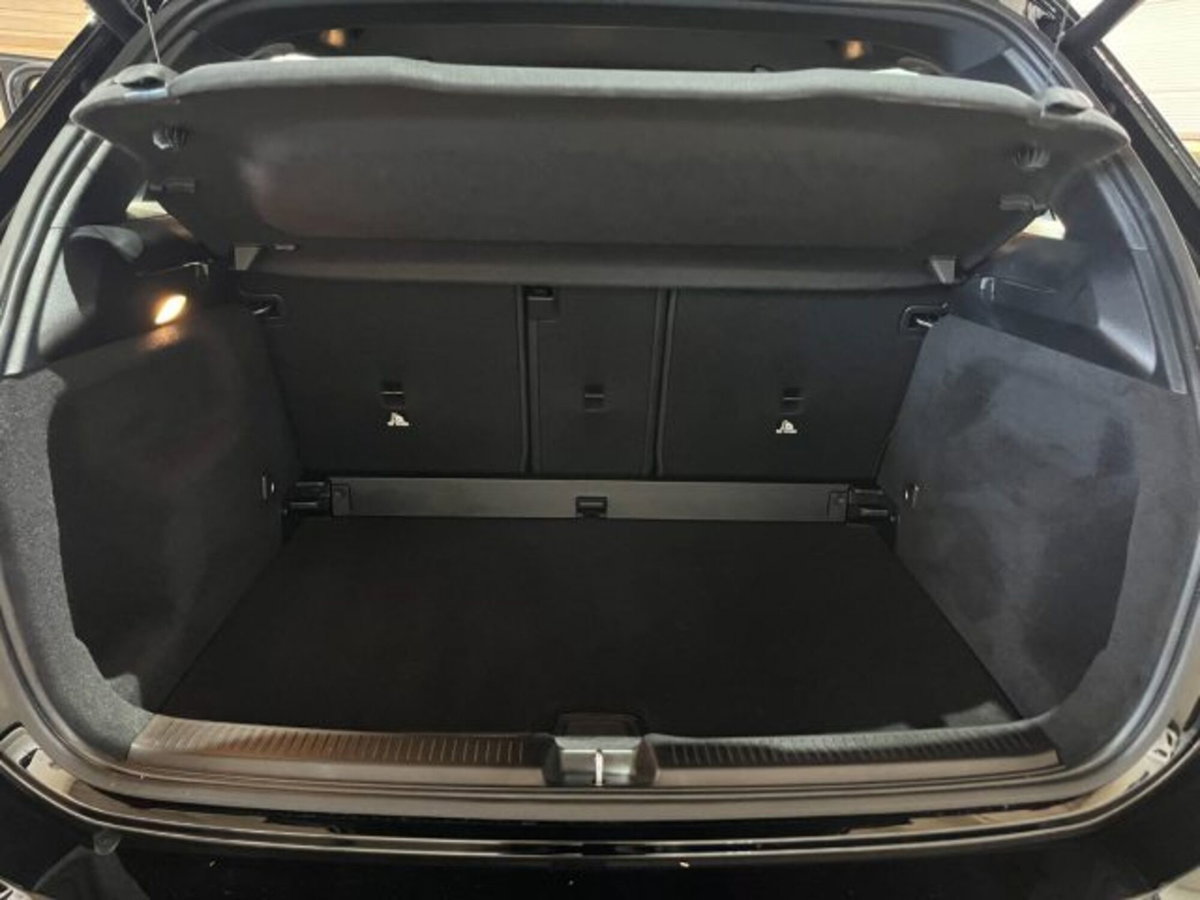 Mercedes-Benz Classe B 200 d AMG Line Premium Plus auto (18)