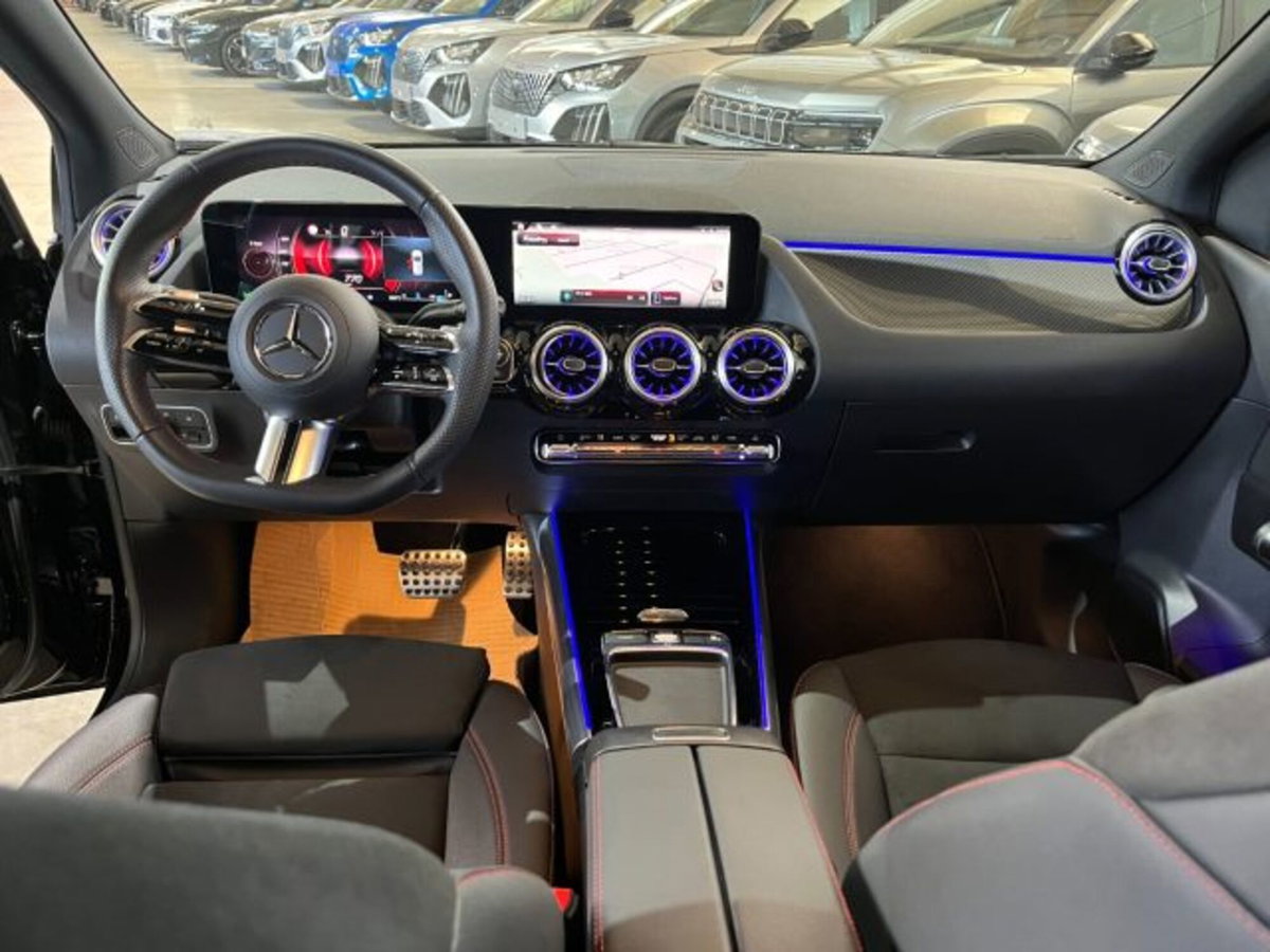 Mercedes-Benz Classe B 200 d AMG Line Premium Plus auto (8)