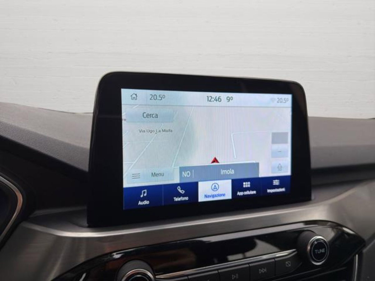 Ford Kuga 2.0 EcoBlue Hybrid 150 CV 2WD Titanium (8)