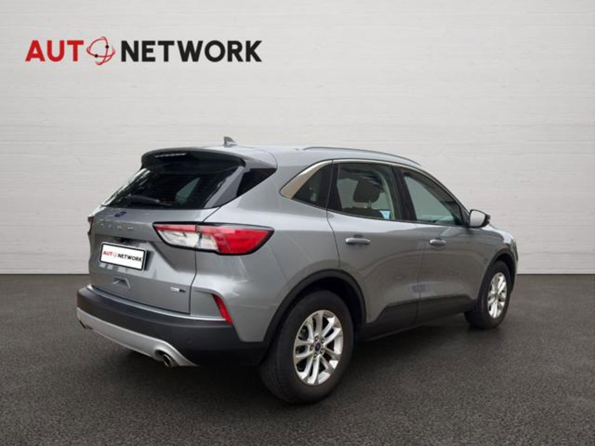 Ford Kuga 2.0 EcoBlue Hybrid 150 CV 2WD Titanium (3)