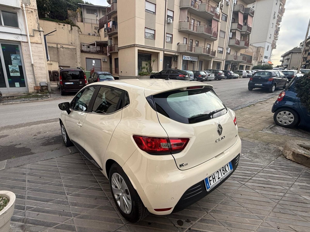 Renault Clio dCi 8V 75CV Start&Stop 5 porte Energy Life (14)