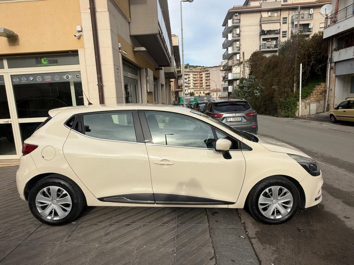 Renault Clio dCi 8V 75CV Start&Stop 5 porte Energy Life (16)
