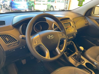 Hyundai ix35 2.0 CRDi 2WD Comfort (9)