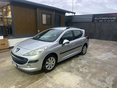 Peugeot 207 SW VTi 95CV ONE Line (2)