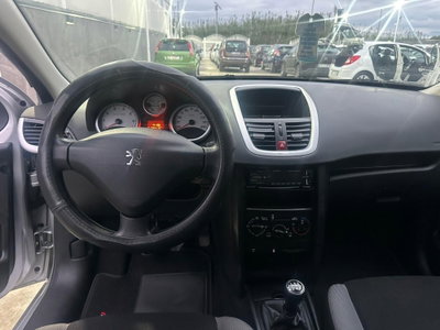 Peugeot 207 SW VTi 95CV ONE Line (7)
